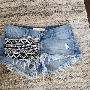 Wyldhart/denim shorts.